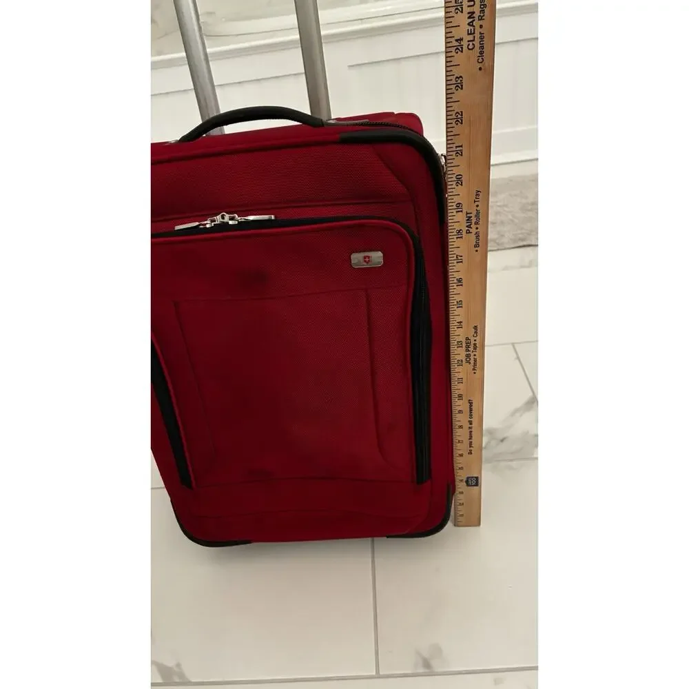 Victorinox Mobilizer NXT Red 22” Upright Wheeled Luggage Bag, Large